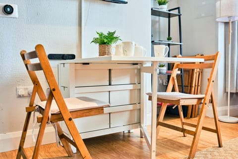 Victorian Apartment Steps to Beach - West Beach 3 Apartment in Portrush