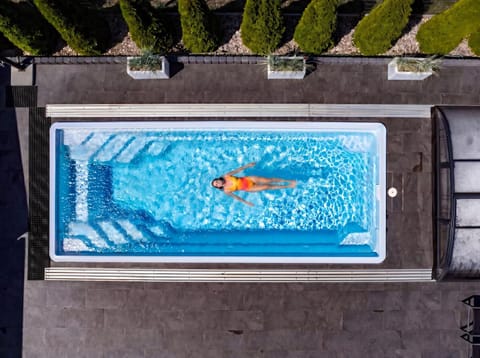 Pool view, Swimming pool