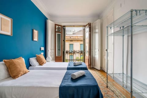 The Collection Barcelona - Exclusive Luxe Design - Large Tranquil Penthouse Apartment in Barcelona