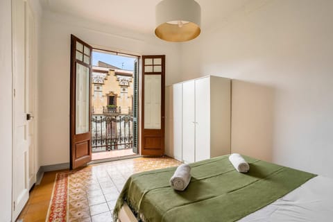 The Collection Barcelona - Exclusive Luxe Design - Large Tranquil Penthouse Apartment in Barcelona