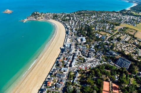 Natural landscape, Beach, City view, Sea view