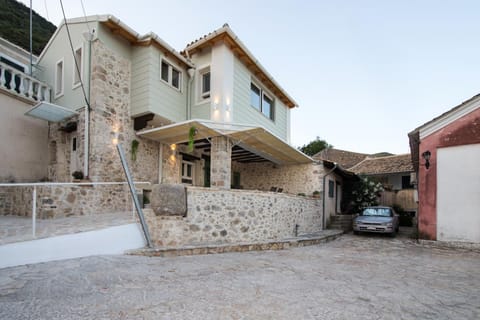 Property building, Neighbourhood, Street view