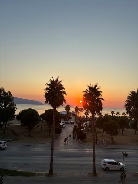 Neighbourhood, Natural landscape, Sea view, Sunset