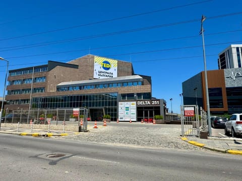 Property building, Parking