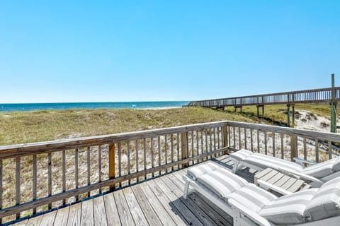 Beauty and the Beach House in West Beach