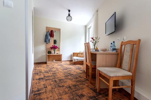 TV and multimedia, Photo of the whole room