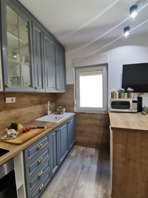 Coffee/tea facilities, Kitchen or kitchenette, minibar, pet friendly