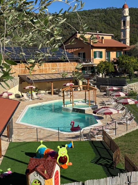 Pool view, Swimming pool