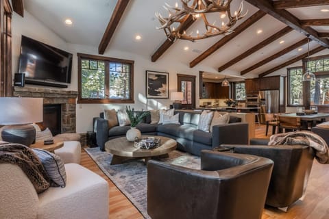 Gray Bear #86 home House in Mammoth Lakes