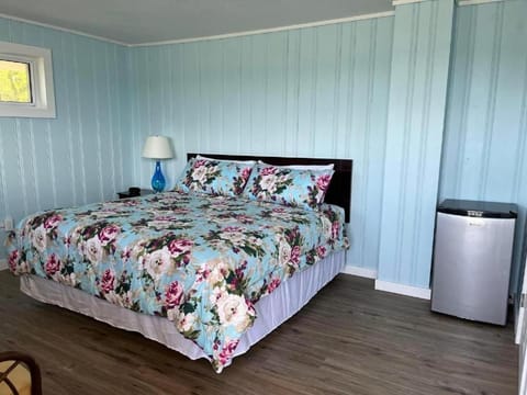 Pete's Lakefront Motel, LLC Motel in Geneva-on-the-Lake