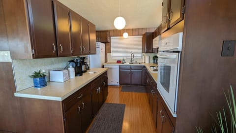 PA Horizon Hillside House in Port Angeles