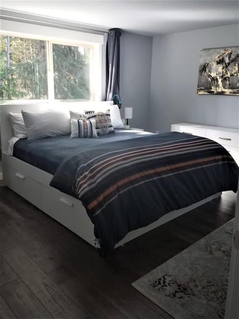 PA Sea View Deck House House in Port Angeles