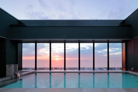 Sunset, Open Air Bath