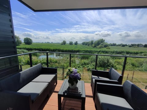 Balcony/Terrace, Garden view