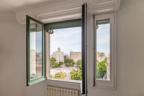 The Collection Barcelona - Placa Catalunya Luminous and Exclusive 5Bd Penthouse Apartment in Barcelona