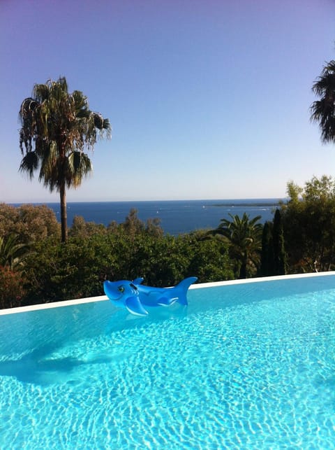 Sea view, Swimming pool