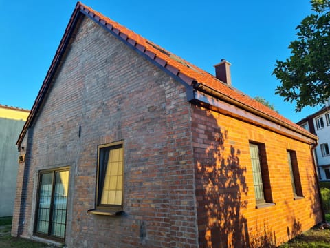Property building, View (from property/room)
