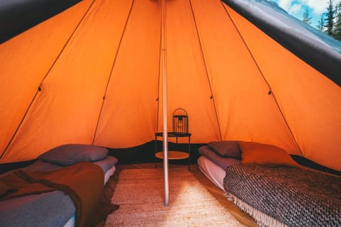 Venejoen Piilo - Loimu Luxury tent in Finland