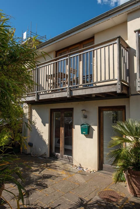 1 Dorset Mews House in Lyme Regis