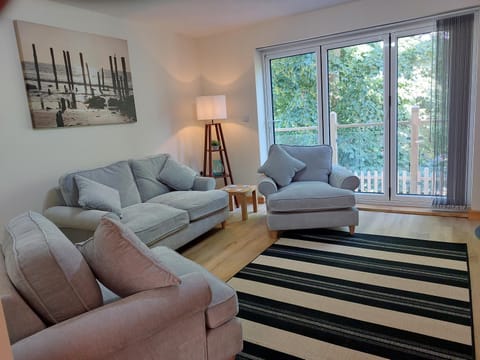 Two bedroom cottage - country lane -10 min walk to Perranporth beach House in Perranporth