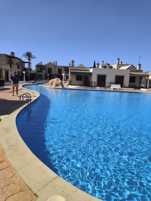 Swimming pool, Swimming pool