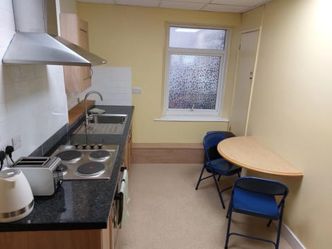 Apartment above Sweetharts bakery and coffeeshop in Blackhill, Durham Apartment in England