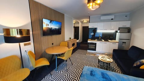 Living room, Photo of the whole room, Seating area