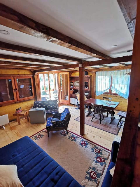 Brvnara koliba House in Serbia