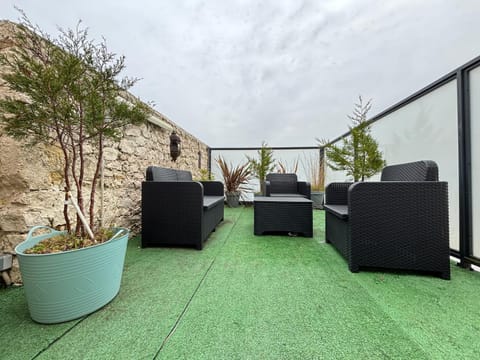 Spring, View (from property/room), Balcony/Terrace