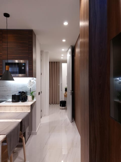 Kitchen or kitchenette, Living room, Decorative detail, minibar