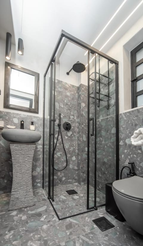 Urban Cosy Minimal Nest Apartment in Euboea