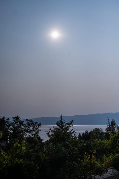 Day, Natural landscape, Beach, Lake view