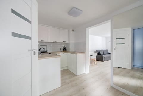 dishwasher, minibar, washing machine