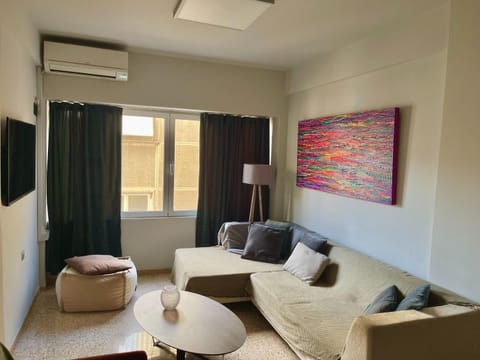 Property building, Photo of the whole room