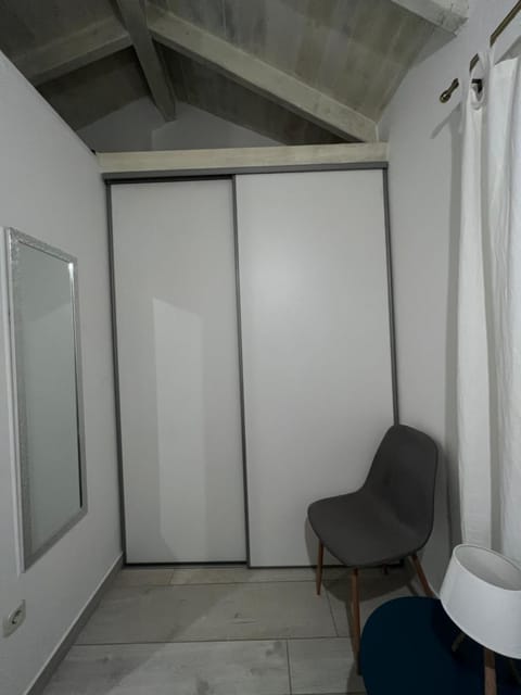Bedroom, wardrobe