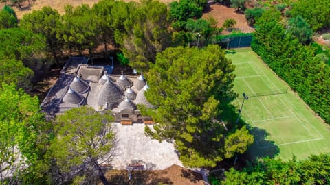 Bird's eye view, Tennis court, Garden view
