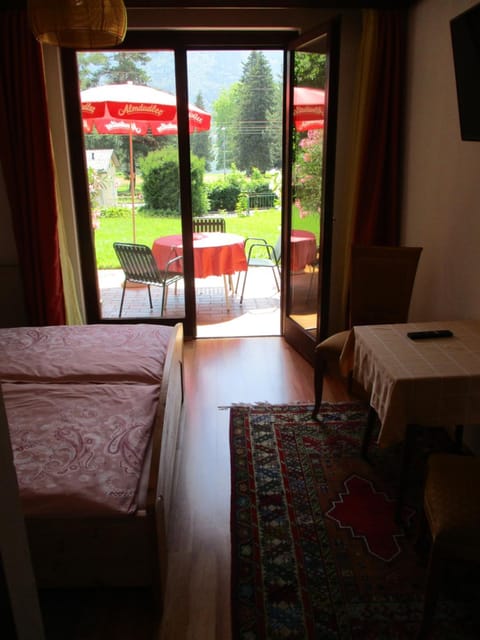 Gästehaus Leo Bed and Breakfast in Carinthia, Austria