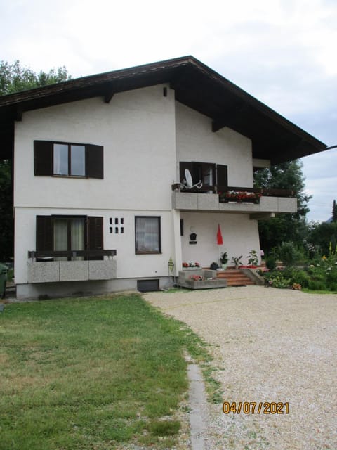 Gästehaus Leo Bed and Breakfast in Carinthia, Austria