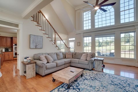 Beautiful Hiawassee Home with Mountain Views! House in Chatuge Lake