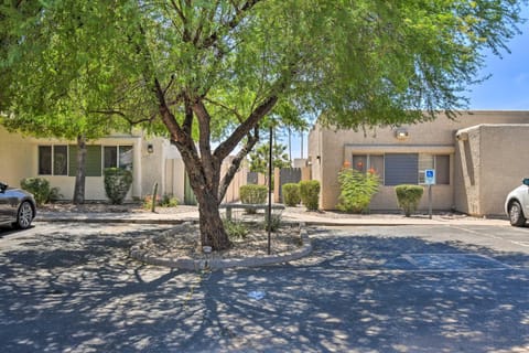 half Mi to Spring Training! Condo with Patio in Tempe Apartment in Tempe