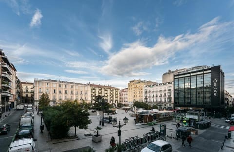 Comfy 4 rooms apt in the heart of Chueca (Madrid center) Apartment in Centro