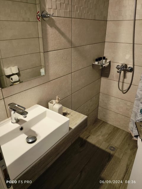 elenamou rooms Capsule hotel in Halkidiki