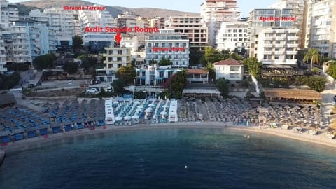 Property building, Sea view, Location