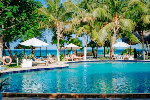 Natural landscape, Pool view, Swimming pool
