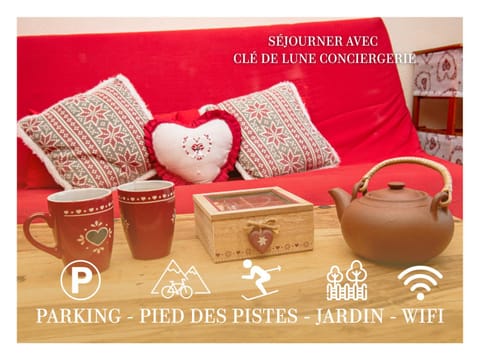 Coffee/tea facilities, Living room