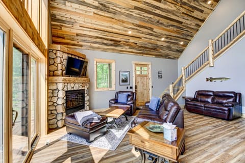 Pequot Lakes Retreat with Beach and Fire Pit! House in Minnesota