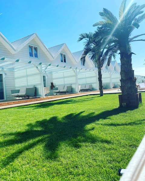 Property building, Day, Natural landscape, Garden