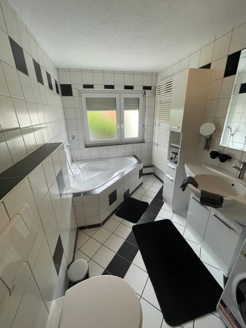 Haus Annabell Diese Unterkunft steht Baufirmen nicht zur Verfügung Apartment in Freiburg