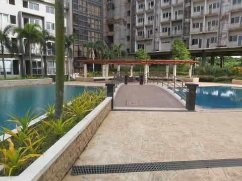 Pool view