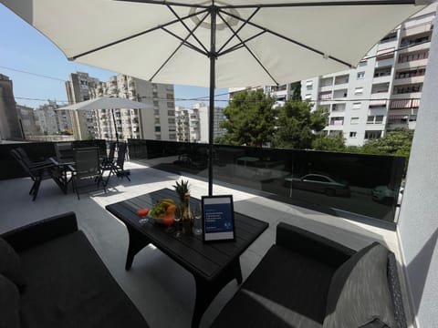 Property building, Neighbourhood, View (from property/room), Balcony/Terrace, Seating area